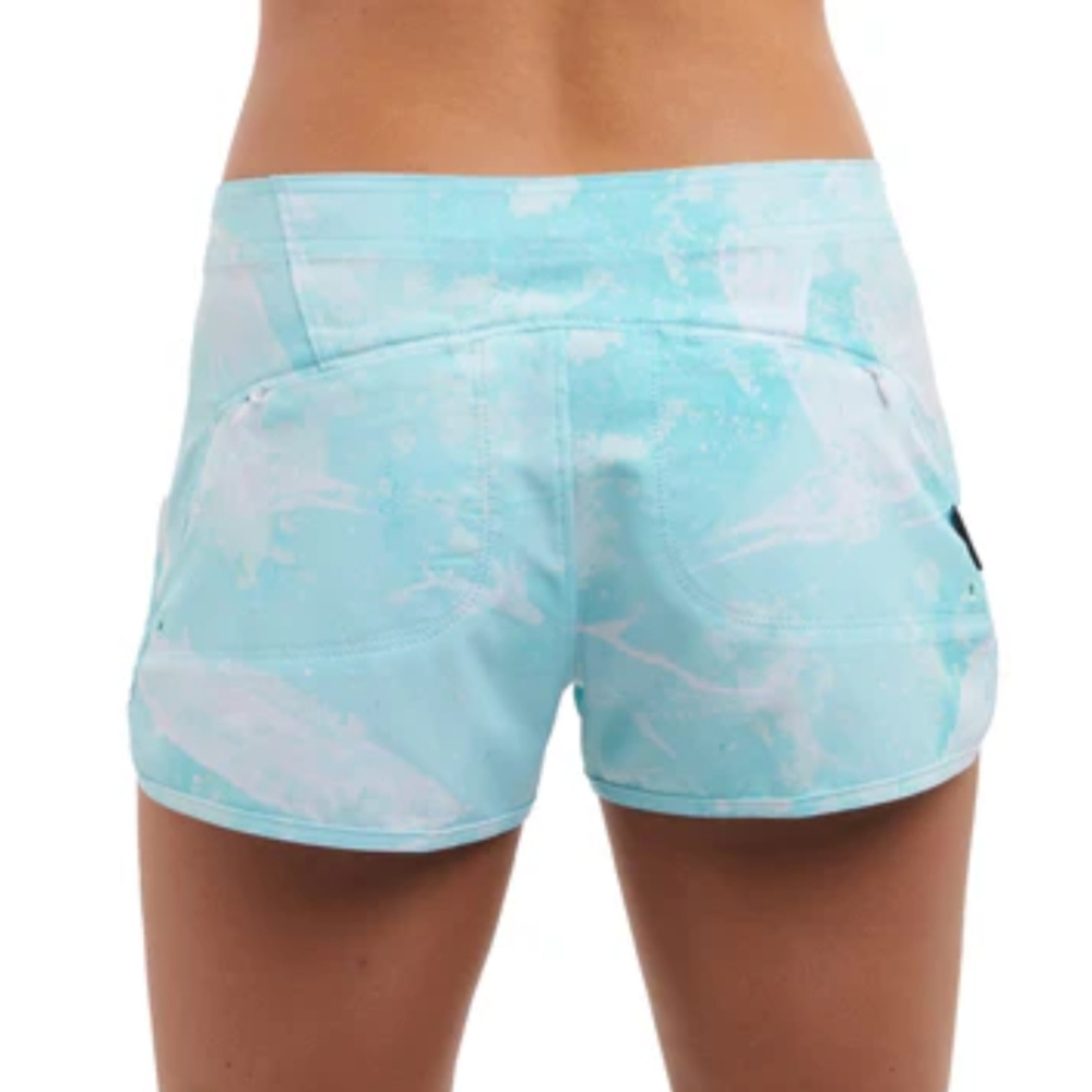 (NWOT)Pelagic Moana Hybrid-Open Seas Camo Tropic Aqua